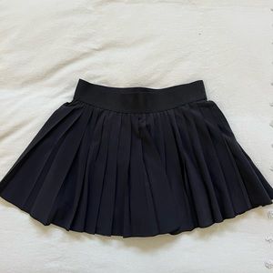 Aritzia tna athletic skirt